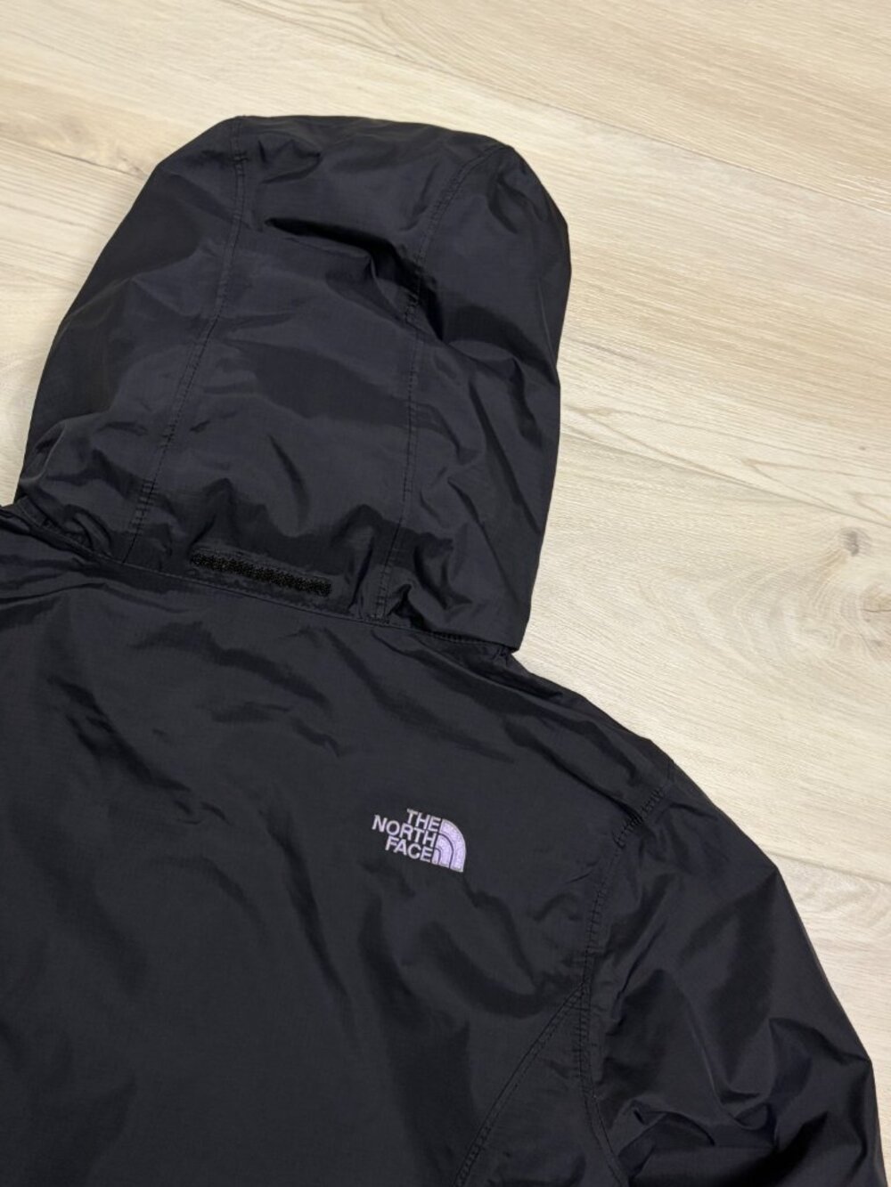 THE NORTH FACE HYVENT Waterproof Light Windbreaker Jacket Womens Medium - Picture 7 of 8